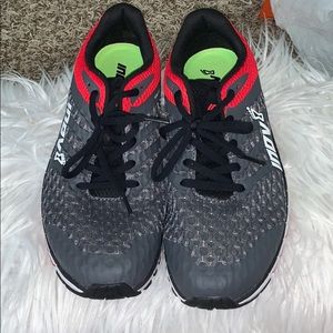 INOV Mens running shoes